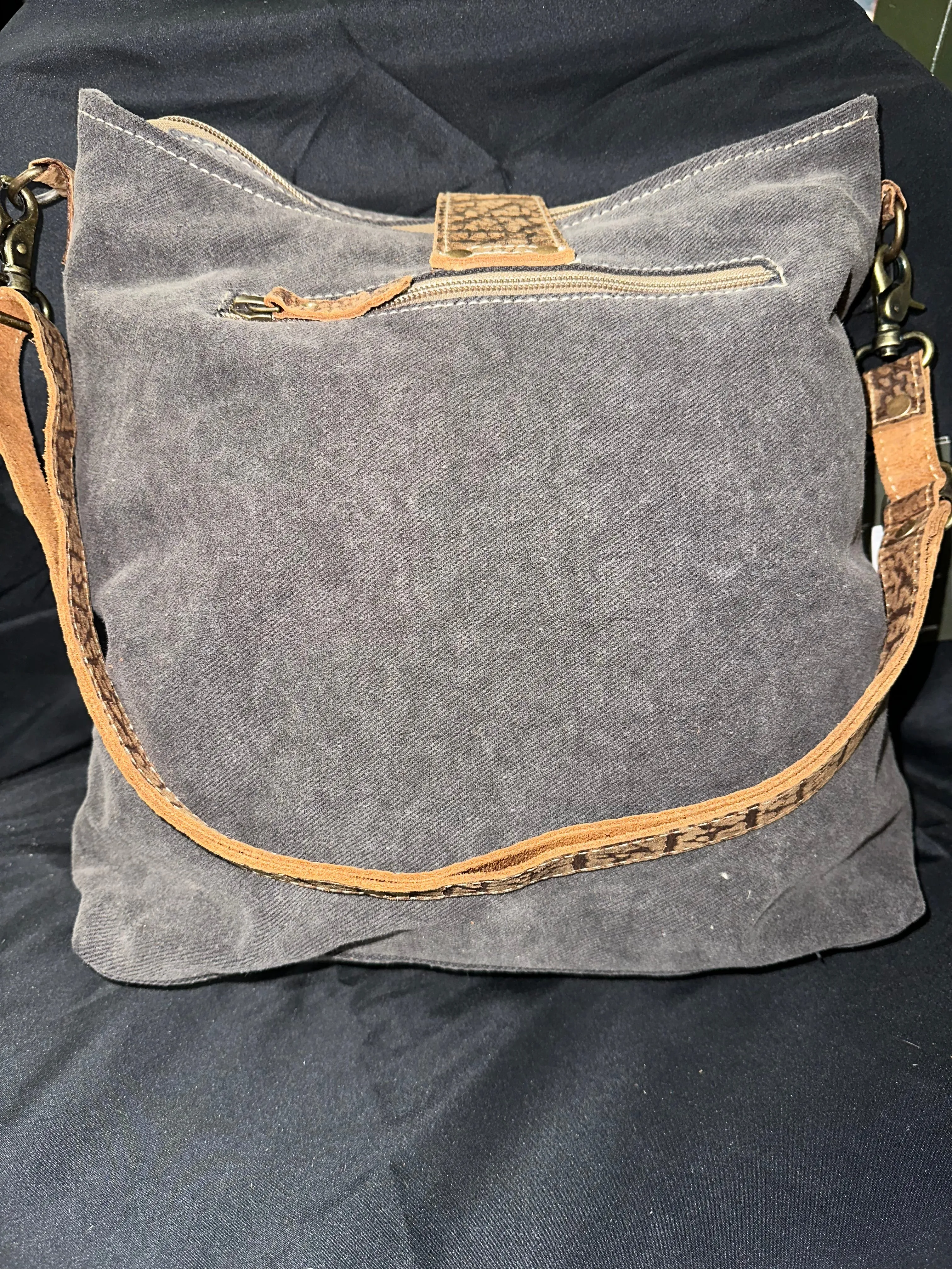Myra Bag: "ROLTOD SHOULDER BAG"